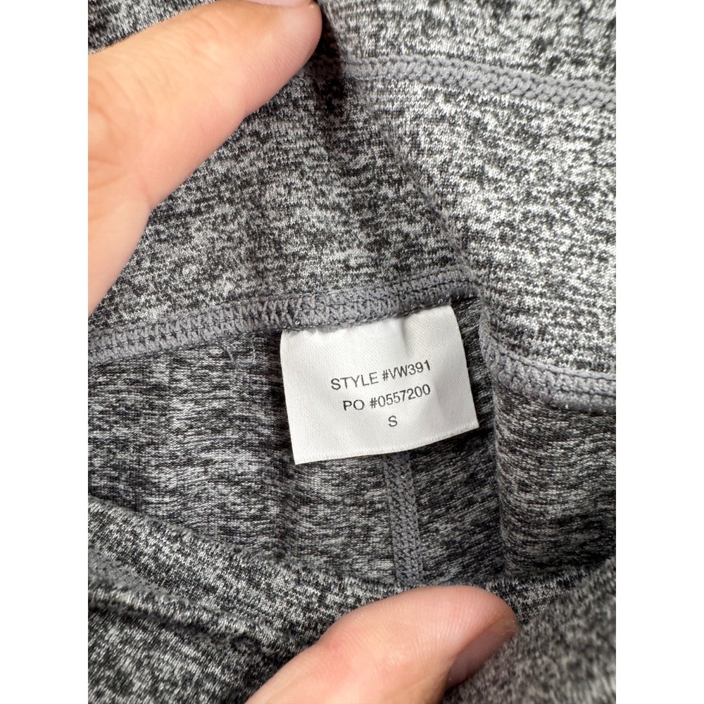 Vuori Activewear Set Women Small Gray Heathered Cami Tank and Shorts 2 Piece - Picture 9 of 10